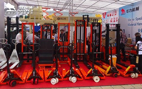JC轻型液压手动搬运车